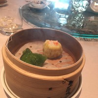 中国飯店 麗穂 - 海老入りシューマイと春菊餃子