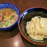 Menya Tabifuusha - 濃厚つけ麺（850円）