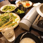 Yamauchi noujou - ゆず香るW白湯スープの炊き餃子コース+プレミアム飲み放題の一部
