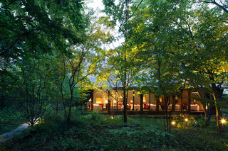 Breston Court Yukawatan