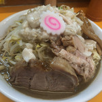 ラーメンエース - ラーメン小＋煮干し 野菜ニンニクアブラ