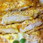 Kikuya Shokudou - かつ 断面 鰹出汁が効いて美味しいです