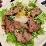 牛タン焼専門店 司 東口ダイワロイネットホテル店 - 牛タンたたき