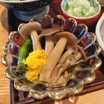 米平 - つる菜と大黒しめじ浸し