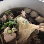 ย้งรสเด็ด มหาชัย - 