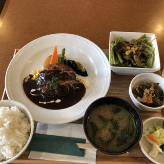 ダイニングカフェ・スローライフ_1