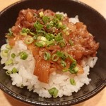 肉 もつ 土穂 - 牛すじ煮込み丼