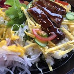 カフェアンドショップ ロータスランド - 2019/06/29
      きまぐれサラダ 450円
      おまかせセット 550円
      和パフェ 620円
      ドリンクセットアイスミルク 190円