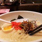 麺や 福一 - 紅生姜＆高菜投入～