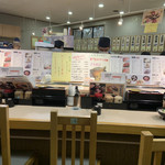 廻転寿司 海鮮 - 店内