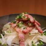 こころや - 新玉ねぎのベーコンポン酢アップ