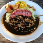 唯我独尊 - 自家製ソーセージ付きカレー