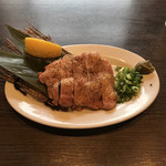 jikammuseigentabenomihoudaitoriyoshi - 名古屋コーチンステーキ。
                        美味し。