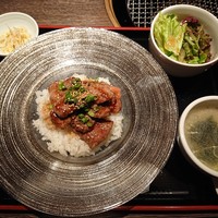 焼肉GROW - 