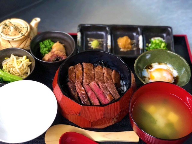 ランチメニュー 焼肉もつ鍋 五城苑 ゴジョウエン 鬼塚 焼肉 食べログ ランチメニュー 焼肉もつ鍋 五城苑 ゴジョウエン 鬼塚 焼肉 食べログ