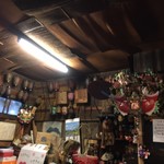 河本 - この店内も見納め