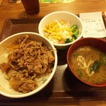 Sukiya - 「牛丼サラダセット（￥500）」