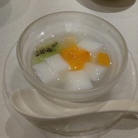 南国酒家 原宿本店 - セットの杏仁豆腐