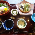 日本料理 ちそう庵 - 海鮮ちらし丼セット