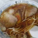 やっこ食堂 - ちょっと寂しい見た目です