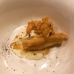 アンディアーモ アッラ ウシータ - 穴子と赤海老のフリット カリフラワーのムース