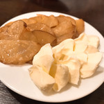 酒と魚と手打ち蕎麦 はやし - いぶりがっことクリームチーズ