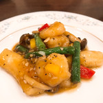 麗白 - メイン（海老と烏賊のオイスターソース）