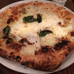 ダ アチュ - クアトロフォルマッジ