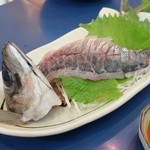 陸奥 こむらさき - 鯵の姿造り