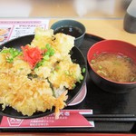 天壱 - 三色天丼。720円