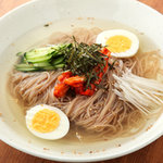 Marutetsu - 動物性のだしを一切使わず、なのに濃厚で上品なスープ。ぜひお試しあれ！
