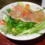 Nosu In - ディナーコース：生ハムとアボガドのサラダ
