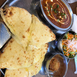 KANTIPUR CURRY HOUSE - Cセット980円+チーズナン(+100円)