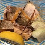 ひさご寿し - ビワマスの塩炙り