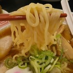 幸楽苑 - 麺アップ