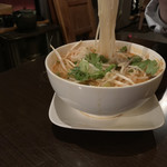 ななしや - トムヤムラーメン