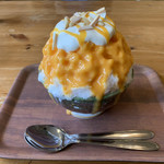 つばめ氷菓店 - 杏子バターカスタード