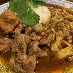 大衆中遊華食堂 八戒 - 2種あいがけカリィ（￥1300）