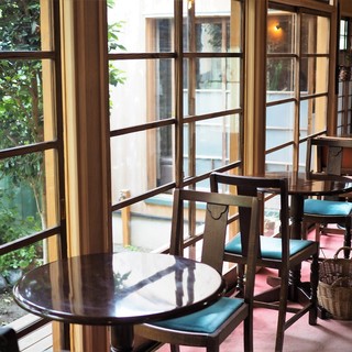 ガレージ ブルーベル_2