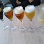 センガワポワール - ドラフトビール4種飲み比べ1000円