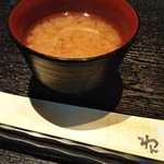 Kuimonoya Wan - サービスのあがりの味噌汁