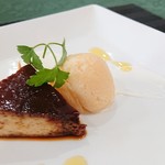 オリーブの風 - セットだけにつく。デザート(自家製プリンと昔ながらのアイスクリン)