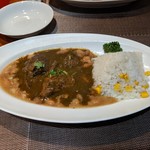 ペルー料理＆バル ALDO - ビーフ香草煮込煮豆添え