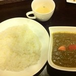 インドカレーツルシ - ほうれん草マトンカレー