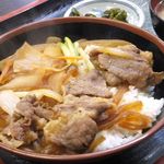 味恵 - 牛丼(480円)