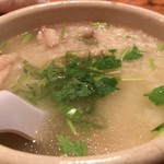 Nan'Ya - ベトナム風鶏肉スープ飯(チャオガー)
