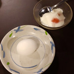 青山ふーちん - ランチタイムサービスの茹で卵と杏仁豆腐