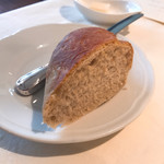 レストラン プランデルブ北鎌倉 - 自家製パン