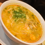 ベトナム料理 故郷レストラン - 辛い酸っぱい海鮮のフォー（９００円＋税）２０１９年６月