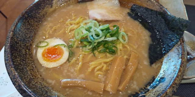 閉店 越後秘蔵麺 無尽蔵 たかさか家 高坂 ラーメン 食べログ